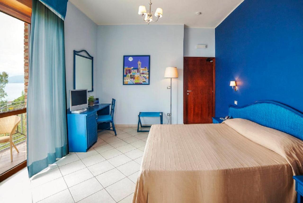 Hotel Orion วิลลัมมาเร ภายนอก รูปภาพ